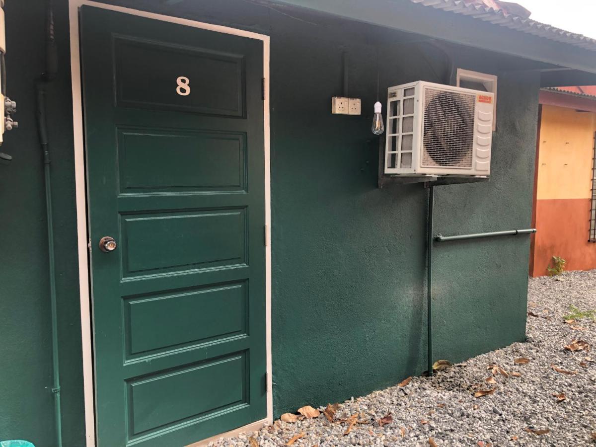 Rumah Tepi Istana Kuala Terengganu Exterior foto